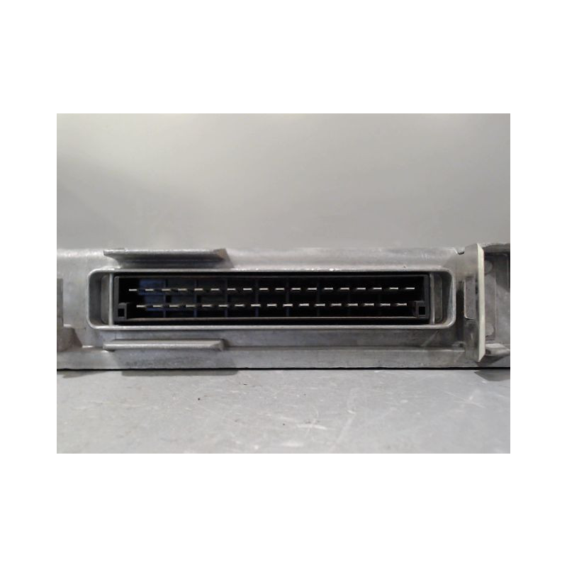 CALCULATEUR MOTEUR RENAULT TWINGO