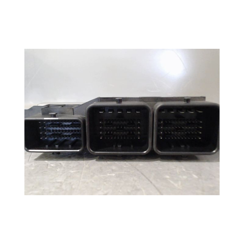 CALCULATEUR MOTEUR PEUGEOT 308