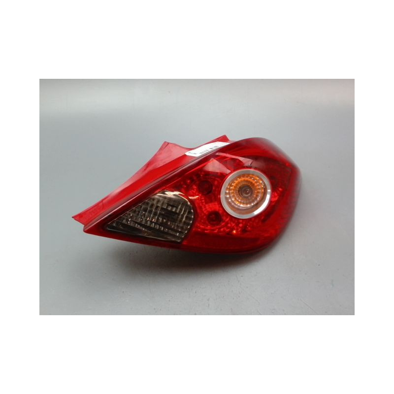 FEU ARRIERE DROIT OPEL CORSA IV Phase 1 (D) 2006-2010