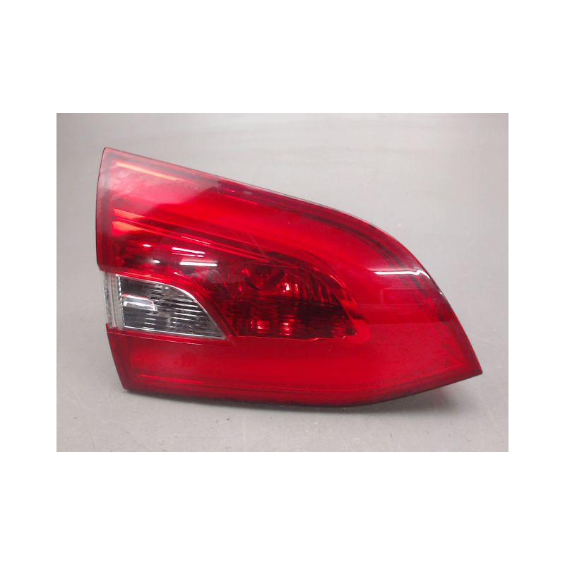 FEU ARRIERE INTERIEUR GAUCHE PEUGEOT 308
