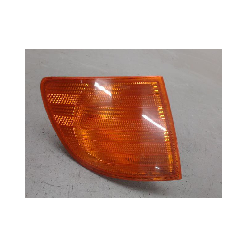 CLIGNOTANT DROIT MERCEDES VITO