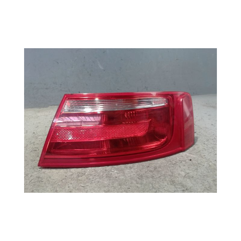FEU ARRIERE DROIT AUDI A5 SPORTBACK 09-