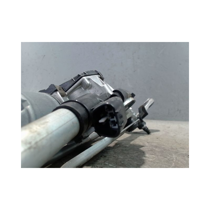 MECANISME ESSUIE-GLACE AVANT TOYOTA AVENSIS BREAK 2006-