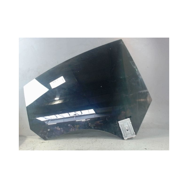GLACE PORTE ARD MERCEDES CLA