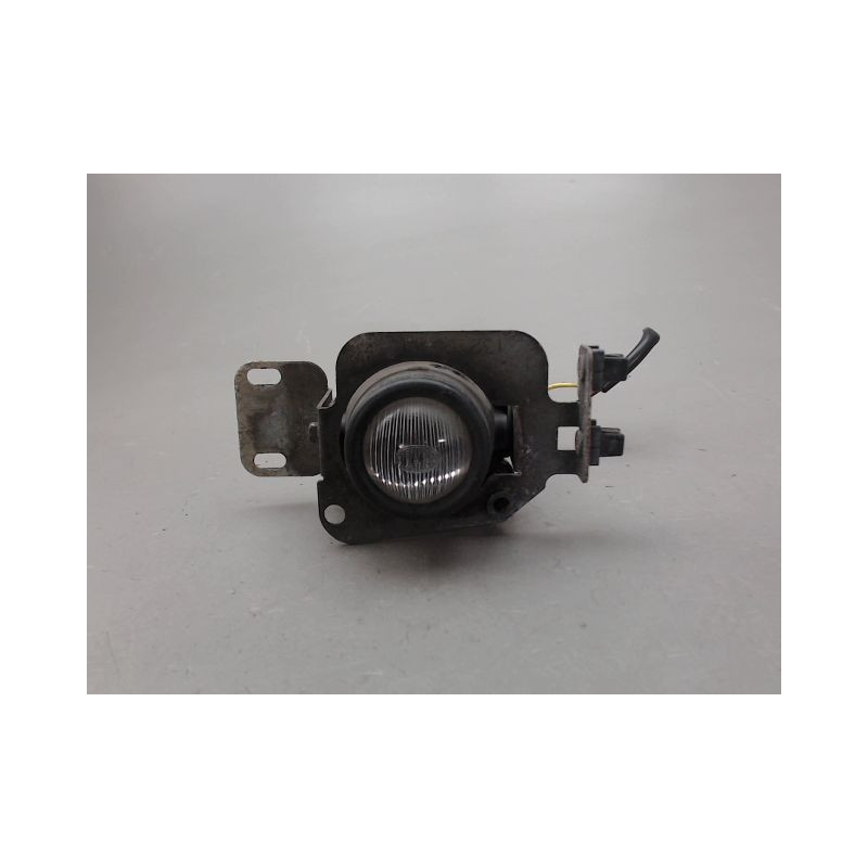 PHARE ANTIBROUILLARD AVANT GAUCHE MITSUBISHI PAJERO