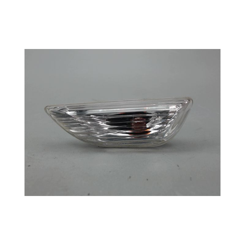 REPETITEUR AILE GAUCHE OPEL MOKKA