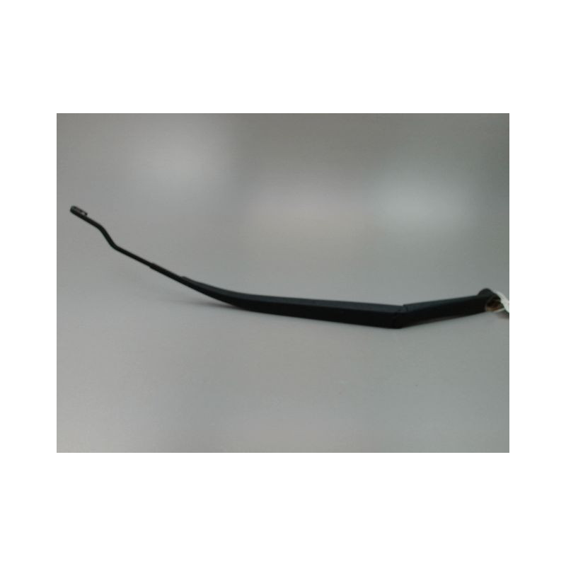 BRAS ESSUIE-GLACE AVANT DROIT KIA RIO 2005-