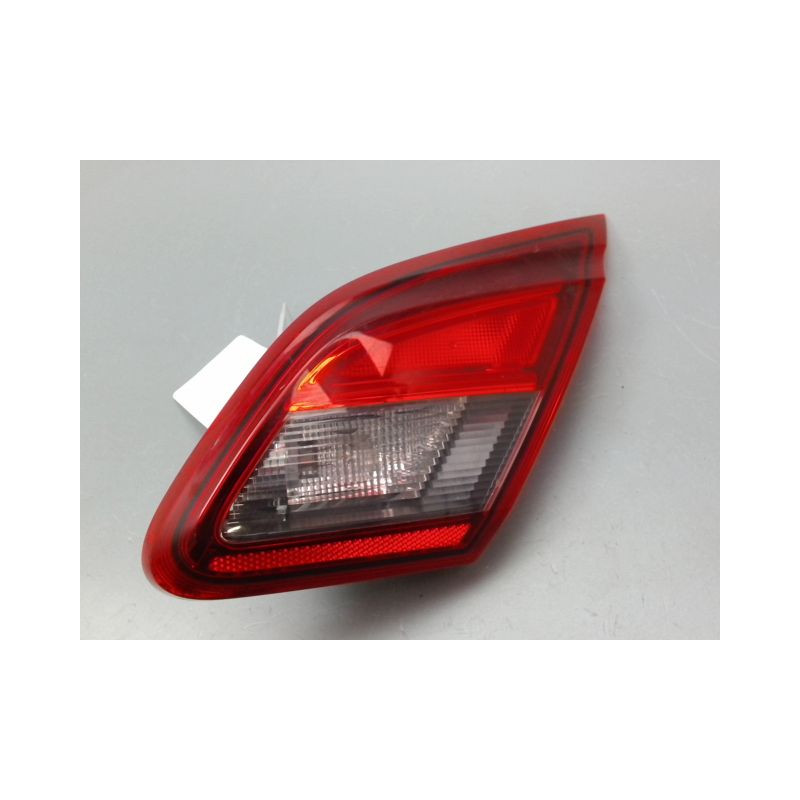 FEU ARRIERE INTERIEUR DROIT OPEL CORSA 2010-
