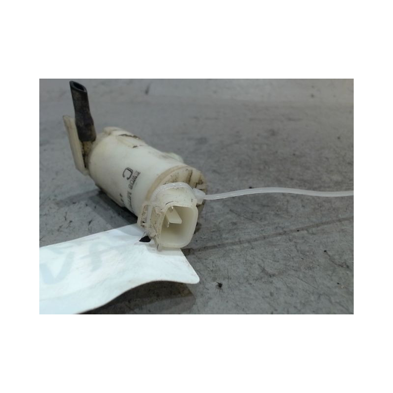 POMPE LAVE-GLACE ARRIERE SUZUKI SX4