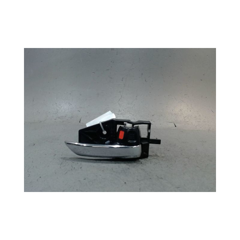 POIGNEE INTERIEURE PORTE AVANT DROIT SUZUKI SX4