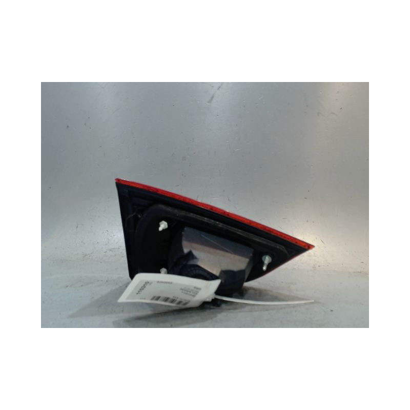 FEU ARRIERE INTERIEUR DROIT SUZUKI SX4