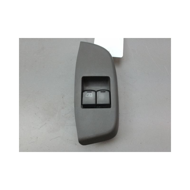COMMANDE LEVE-GLACE PORTE AVG NISSAN NV200