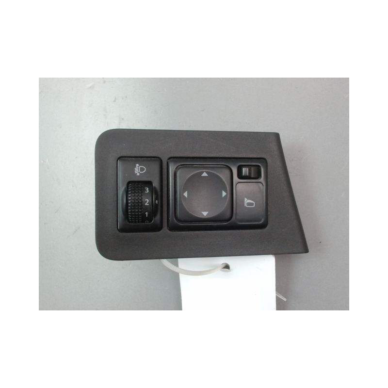 COMMANDE RETROVISSEUR EXTERIEUR ELECTRIQUE NISSAN NV200