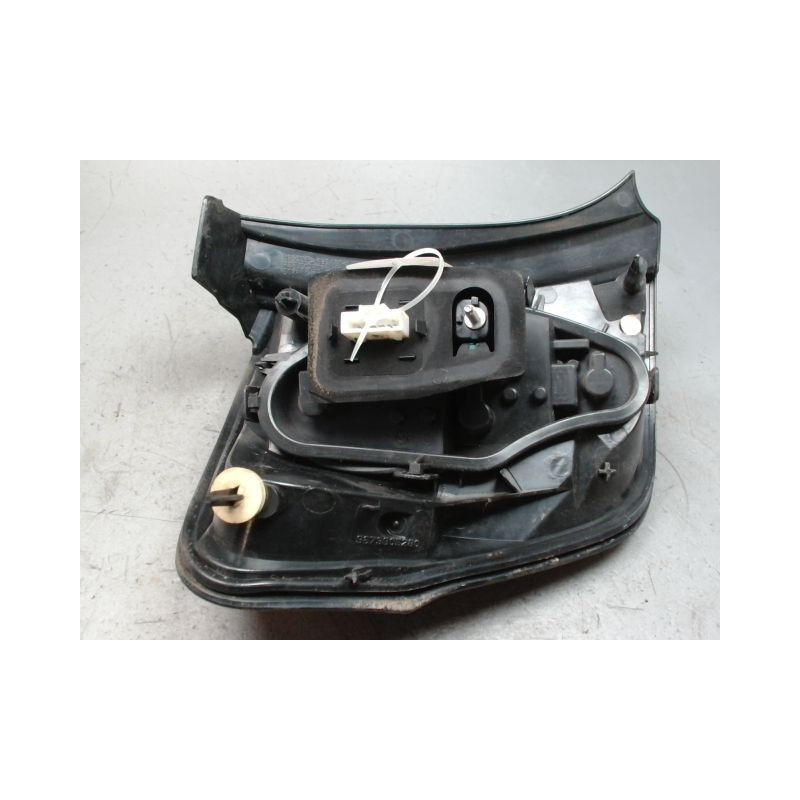 FEU ARRIERE DROIT CITROEN C3 2009-