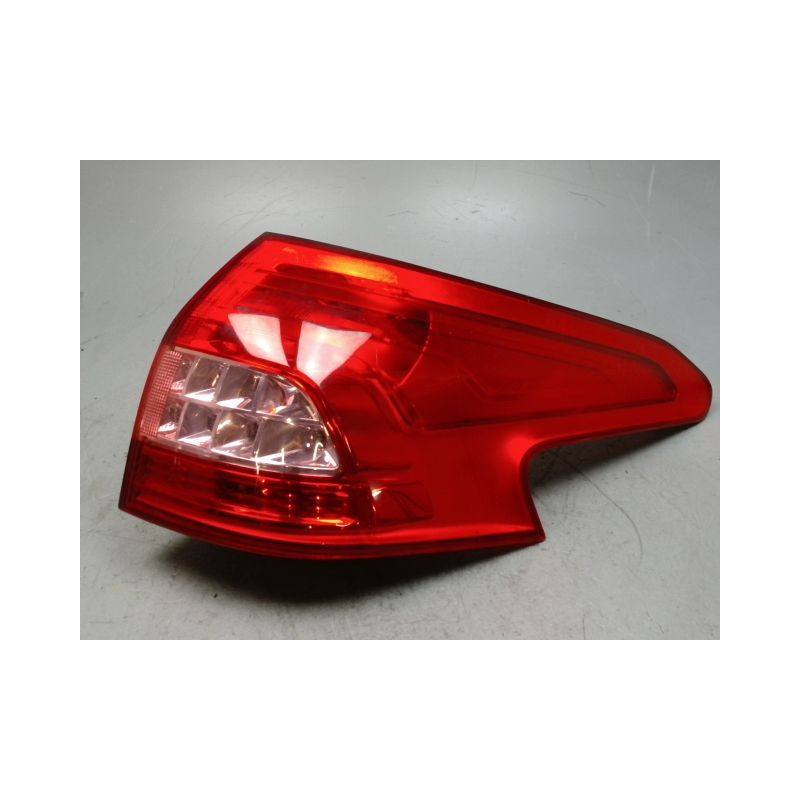 FEU ARRIERE DROIT CITROEN C5 TOURER 2008-