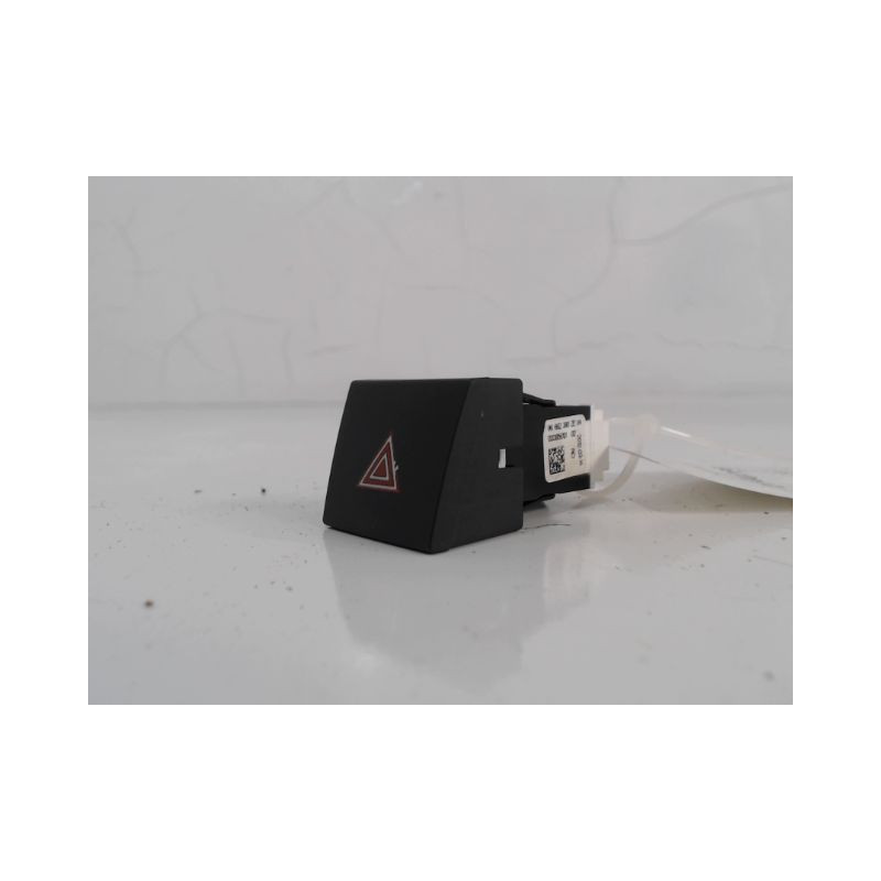 BOUTON DE WARNING PEUGEOT 508 2010-