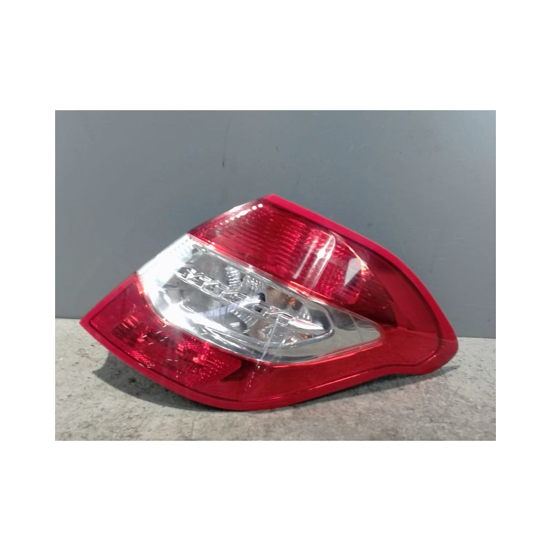 FEU ARRIERE DROIT CITROEN C4 2010-