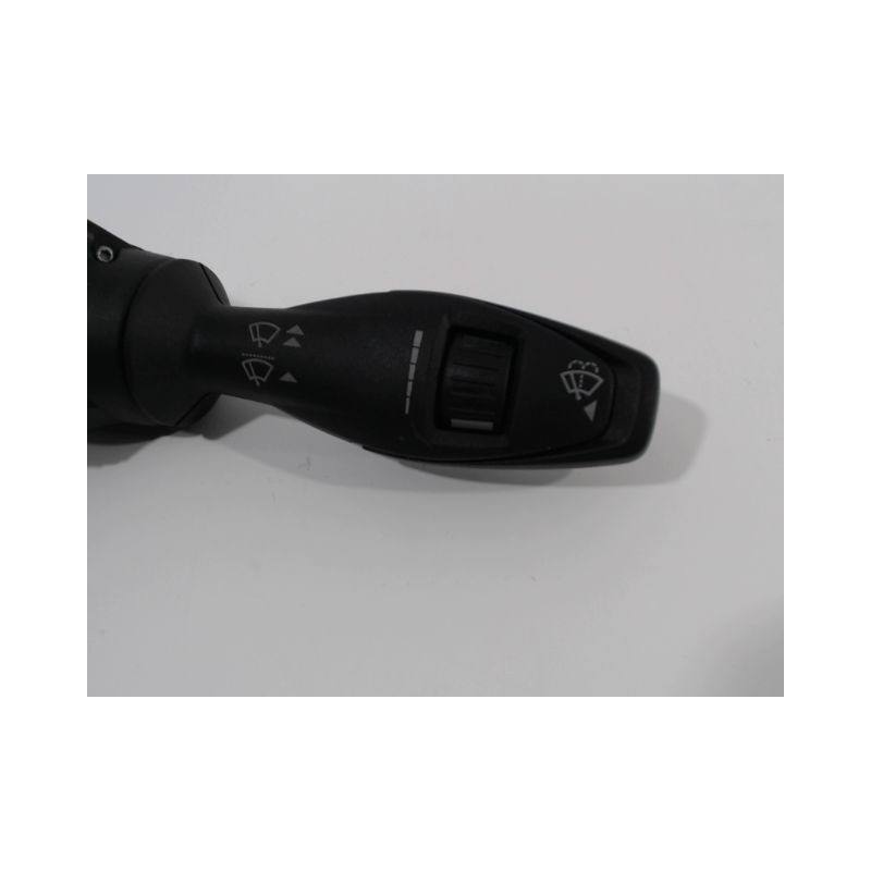 COMMANDE ESSUIE GLACE FORD FIESTA 2005-