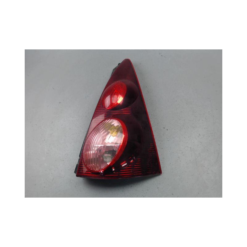 FEU ARRIERE DROIT PEUGEOT 107