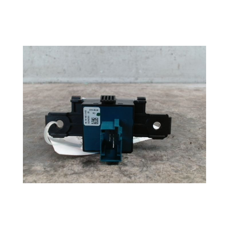 INTERIEUR COMMANDE FREIN A MAIN CITROEN C4 PICASSO