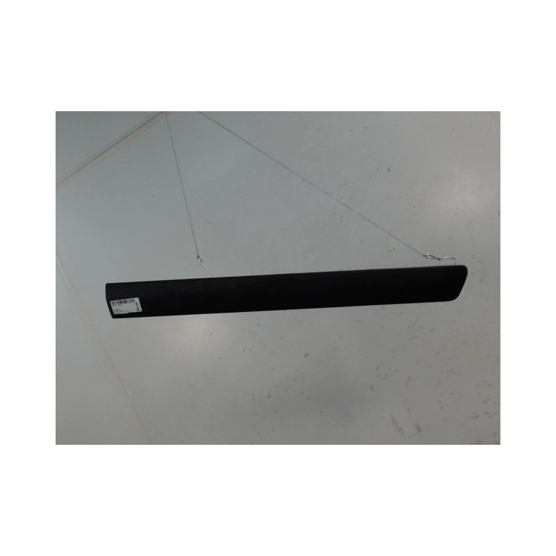 PROTECTION PORTE AVANT DROIT DACIA LOGAN