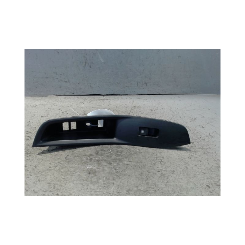 COMMANDE LEVE-GLACE PORTE AVD M.G. ZS