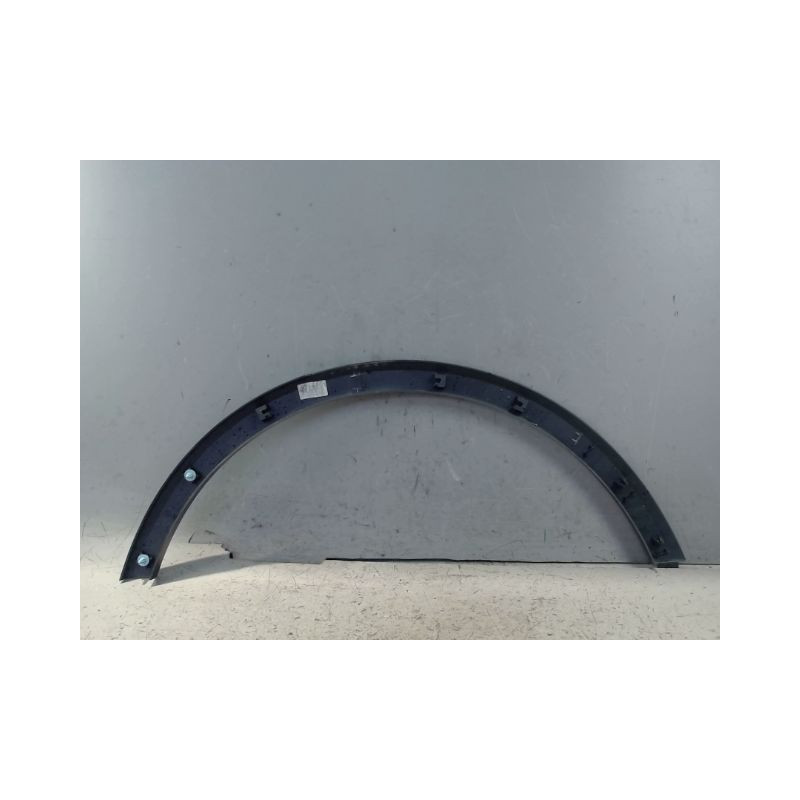 ELARGISSEUR AILE ARRIERE DROIT M.G. ZS