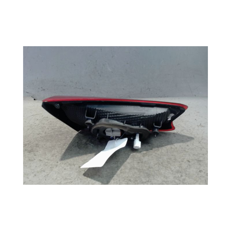 FEU ARRIERE INTERIEUR DROIT HYUNDAI I20