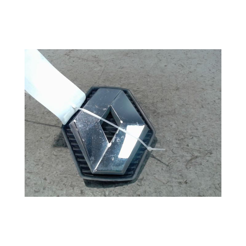 SIGLE CALANDRE RENAULT MASTER