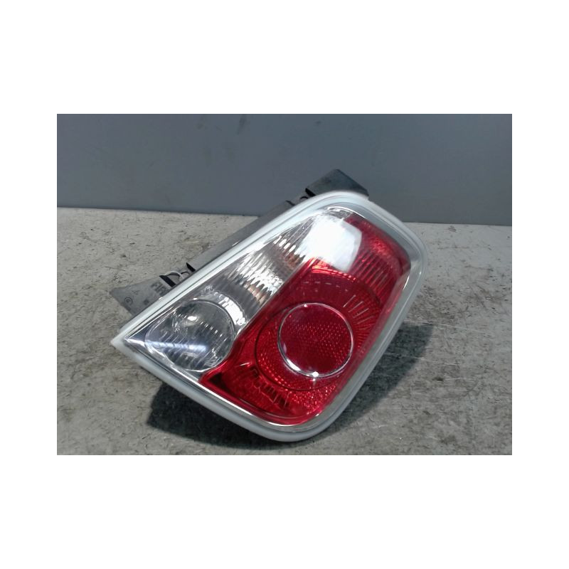 FEU ARRIERE DROIT FIAT 500 2007-
