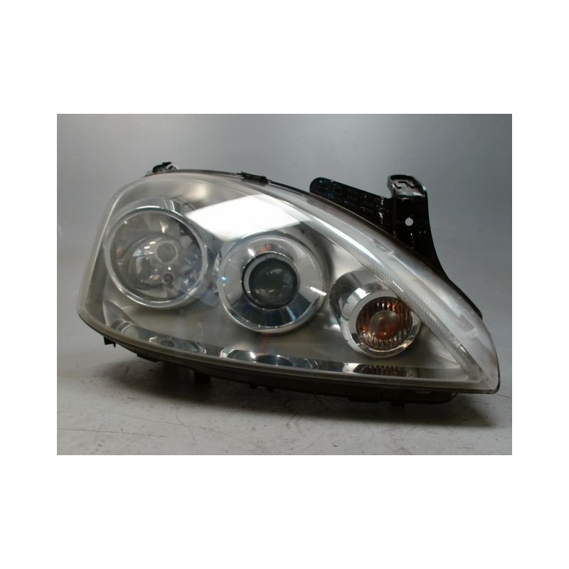 PHARE DROIT OPEL CORSA 03-06