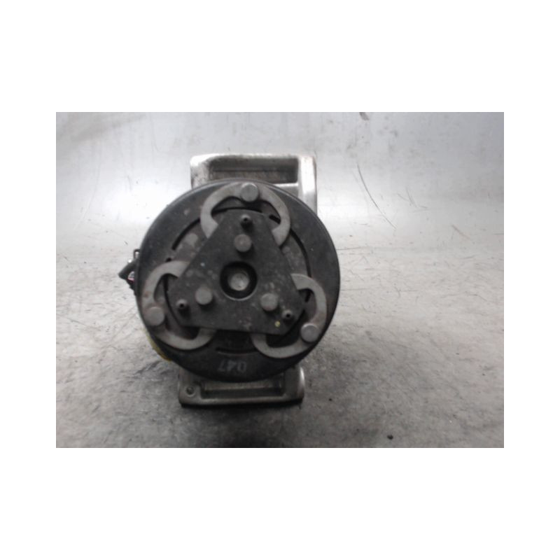 COMPRESSEUR AIR CONDITIONNE DACIA SANDERO