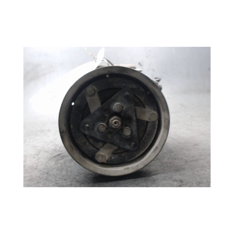 COMPRESSEUR AIR CONDITIONNE RENAULT KANGOO EXPRESS 03-07
