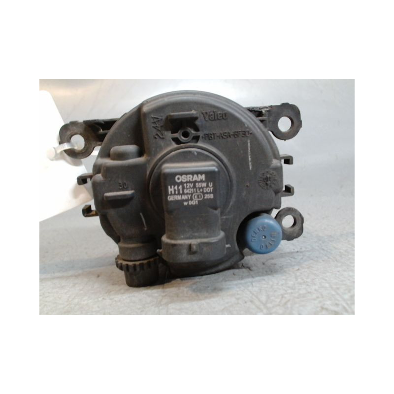 PHARE ANTIBROUILLARD AVANT GAUCHE FORD FIESTA