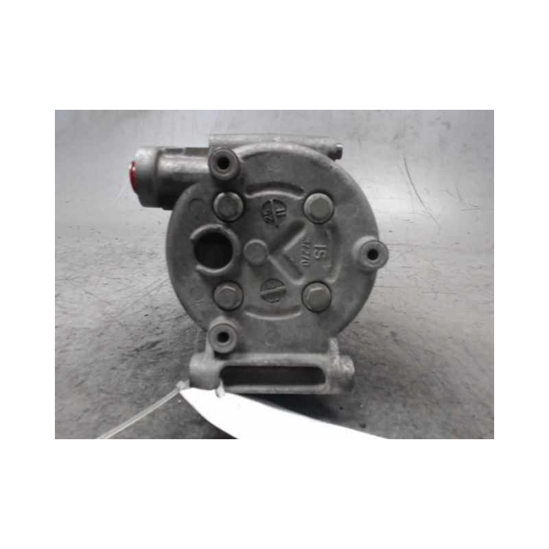 COMPRESSEUR AIR CONDITIONNE FORD FIESTA