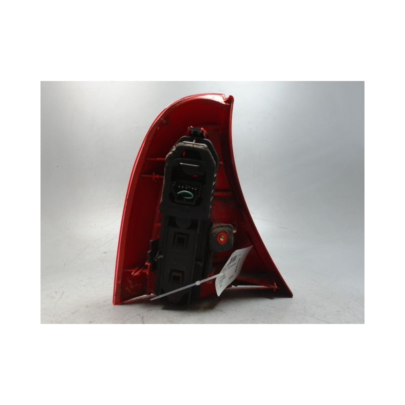 FEU ARRIERE DROIT RENAULT CLIO II PH.1 98-2001