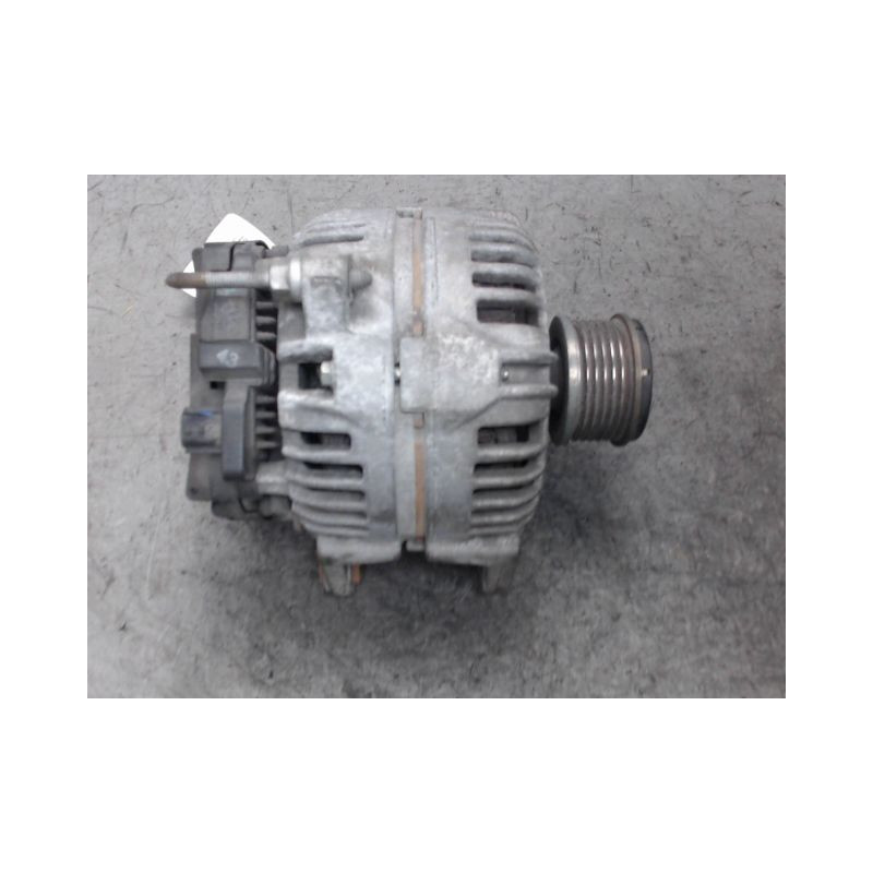 ALTERNATEUR RENAULT CLIO