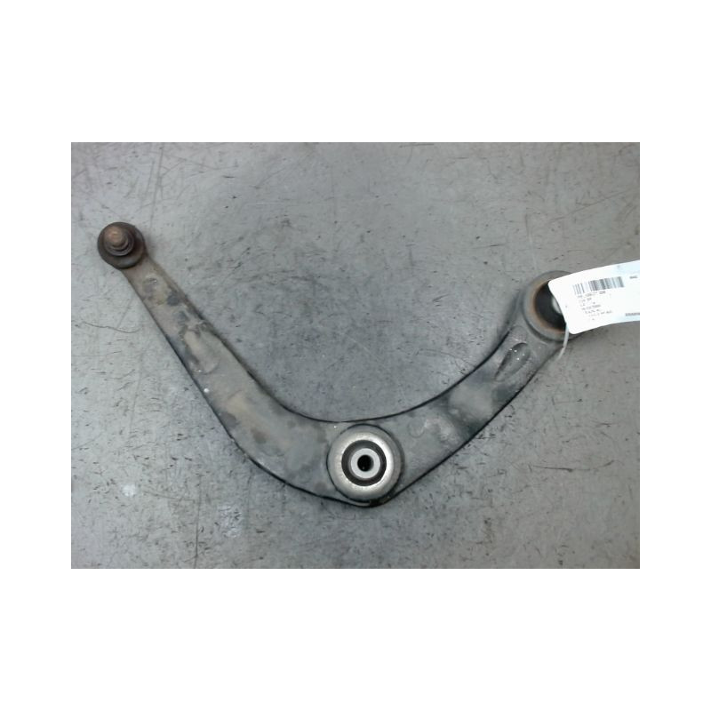 TRIANGLE INFERIEUR AVANT DROIT PEUGEOT 206 5P