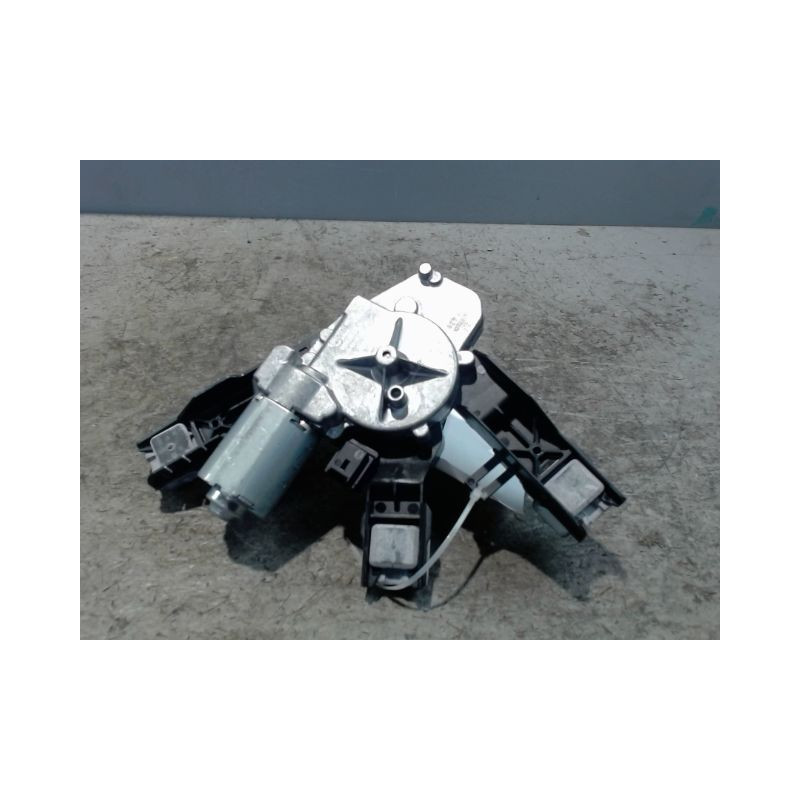 MOTEUR ESSUIE-GLACE ARRIERE PEUGEOT 308 SW 2008-