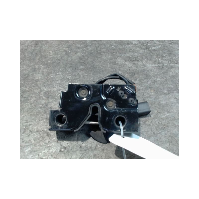 SERRURE CAPOT VOLKSWAGEN POLO 2005-