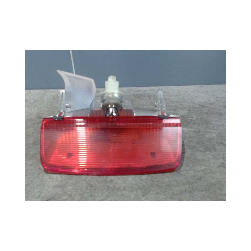 FEUX STOP SUPPLEMENTAIRE NISSAN MICRA