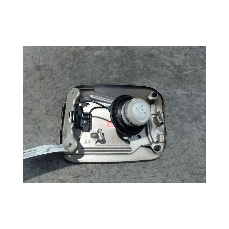VOLET DE TRAPPE CARBURANT NISSAN MICRA