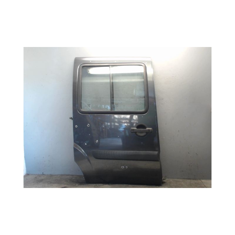 PORTE COULISSANTE DROITE FIAT DOBLO