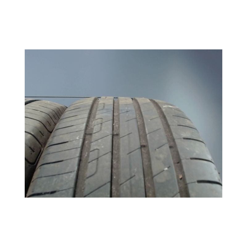 Paire de pneus GOOD YEAR EFFICIENT GRIP PERFORMANCE 215 55 18 95 H