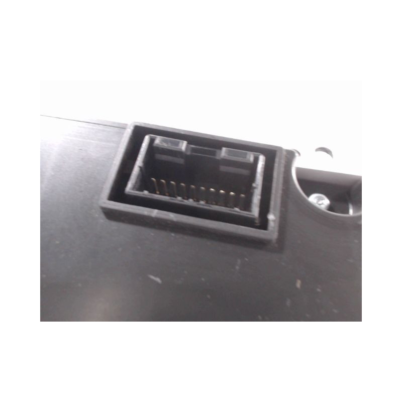 BLOC COMPTEURS KIA VENGA 09-