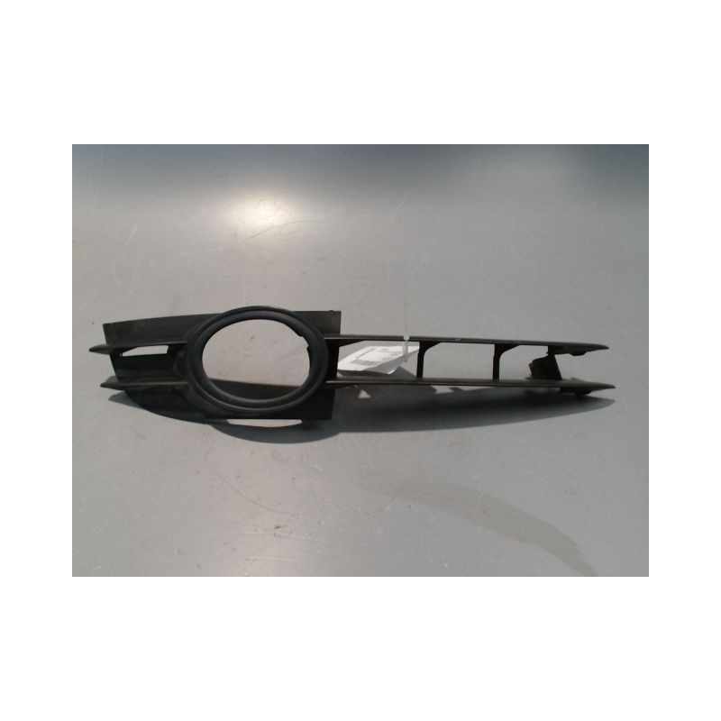 OBTURATEUR PHARE ADDITIONNEL PARE-CHOC AVG AUDI A6 2004-