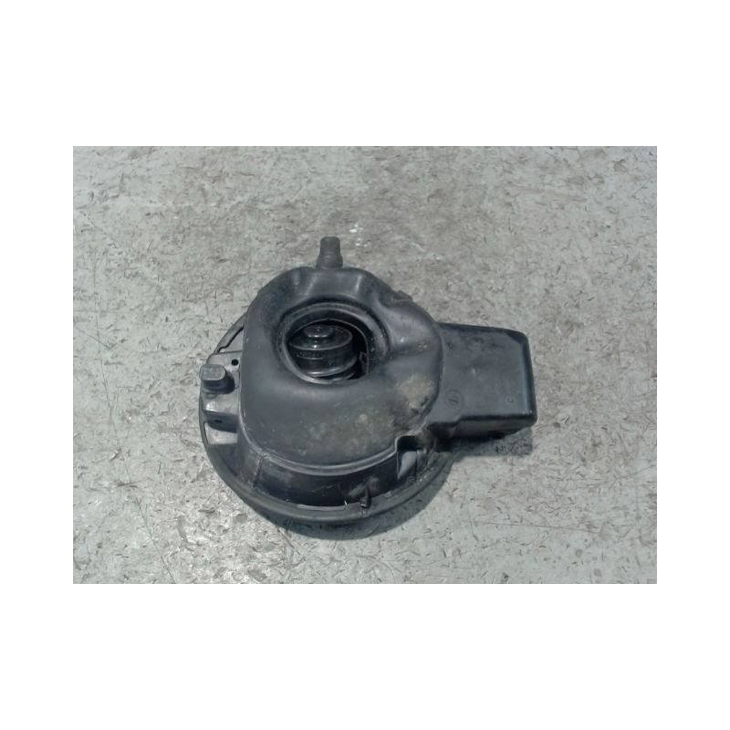 VOLET DE TRAPPE CARBURANT VOLKSWAGEN GOLF VI 2008-