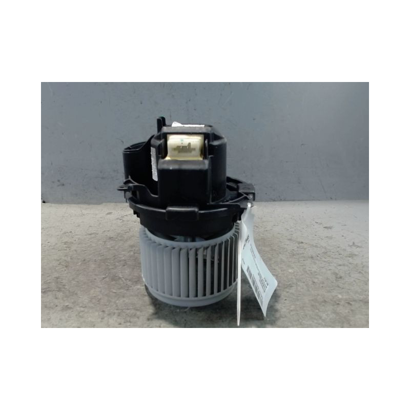 MOTEUR VENTILATEUR CHAUFFAGE DACIA SANDERO 2008-