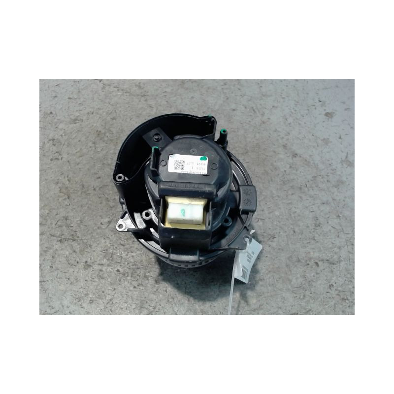 MOTEUR VENTILATEUR CHAUFFAGE DACIA SANDERO 2008-
