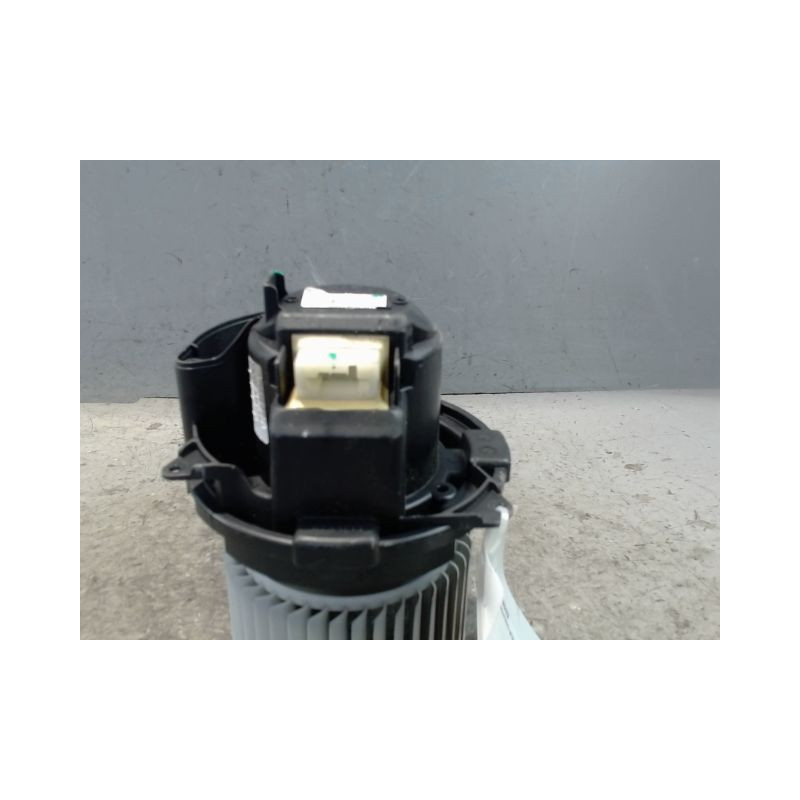 MOTEUR VENTILATEUR CHAUFFAGE DACIA SANDERO 2008-